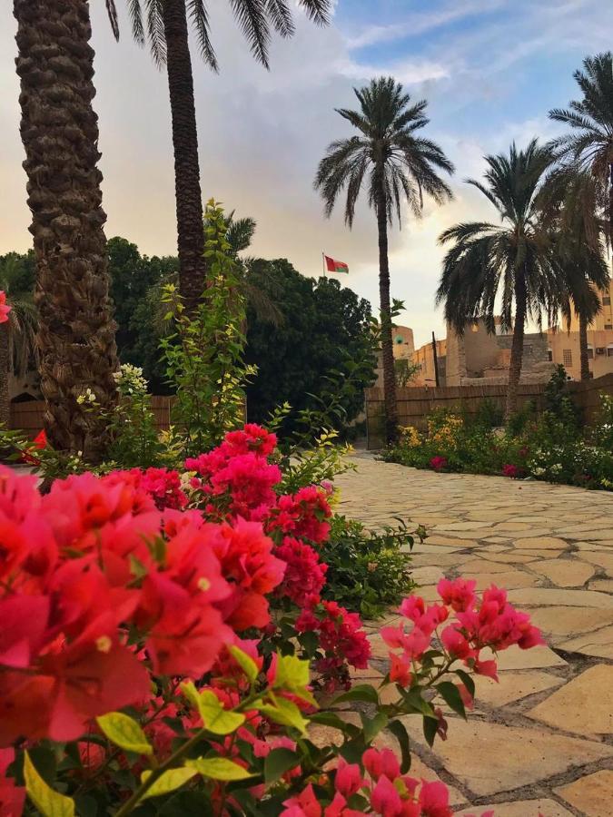 Antique Inn Nizwa Ngoại thất bức ảnh