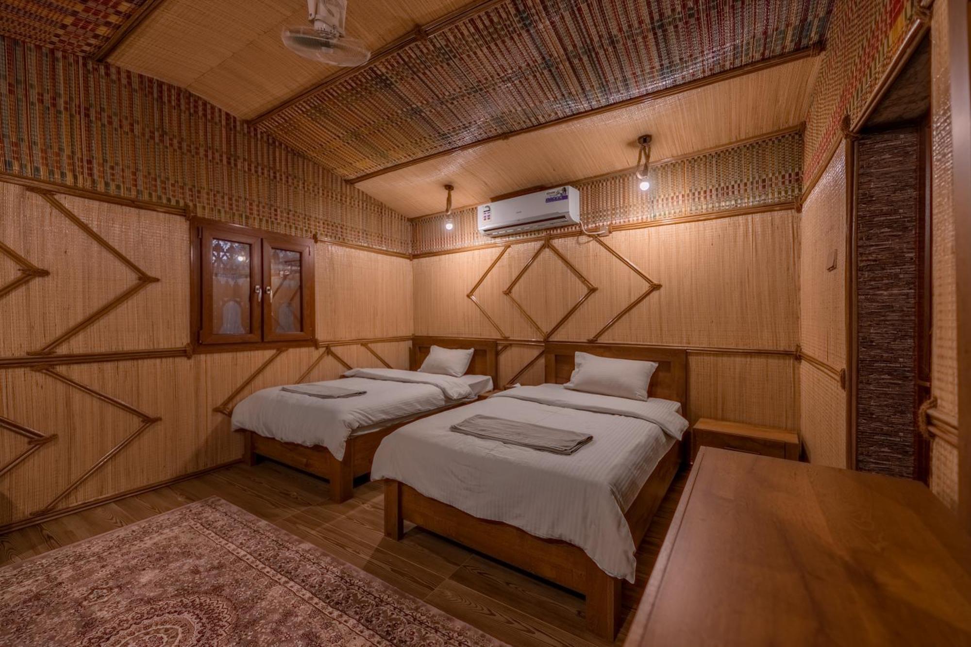 Antique Inn Nizwa Phòng bức ảnh