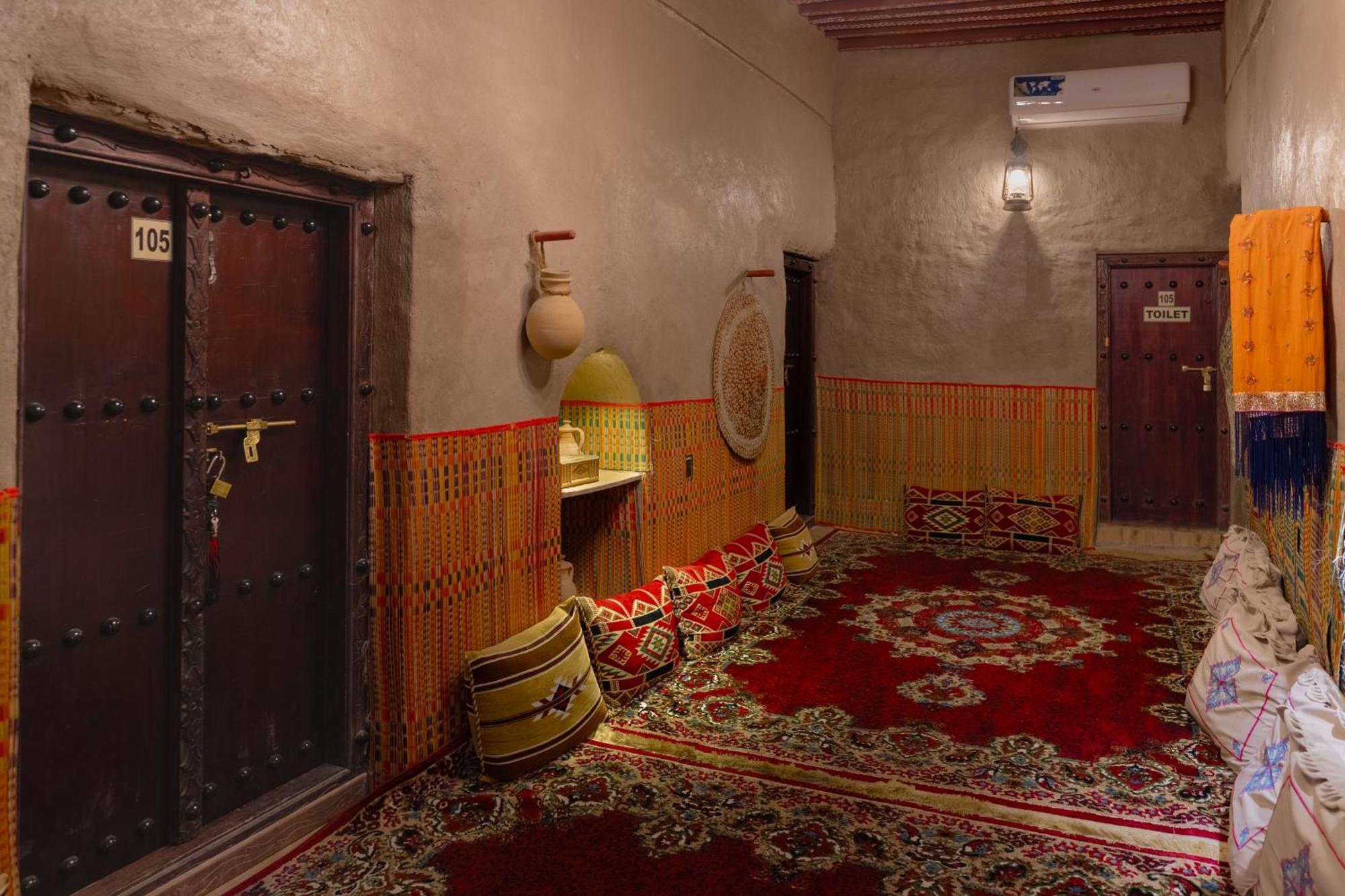 Antique Inn Nizwa Phòng bức ảnh